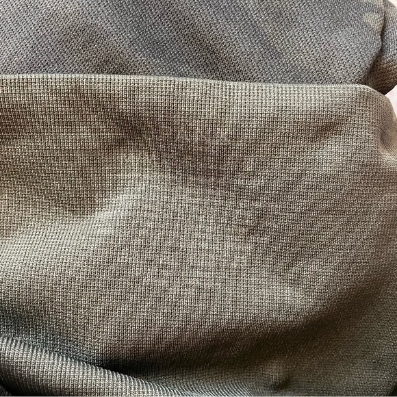 Spanx Cropped Seamless Camo Leggings, Size M - Picture 5 of 5